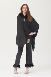 Capa Willer efecto pelo con pluma