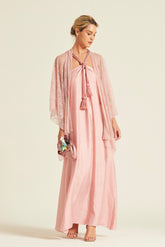 Chantilly Lace Monge9 Cape