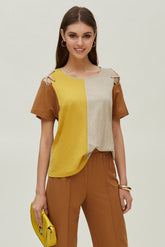 T-shirt à lacets et ouverture aux épaules