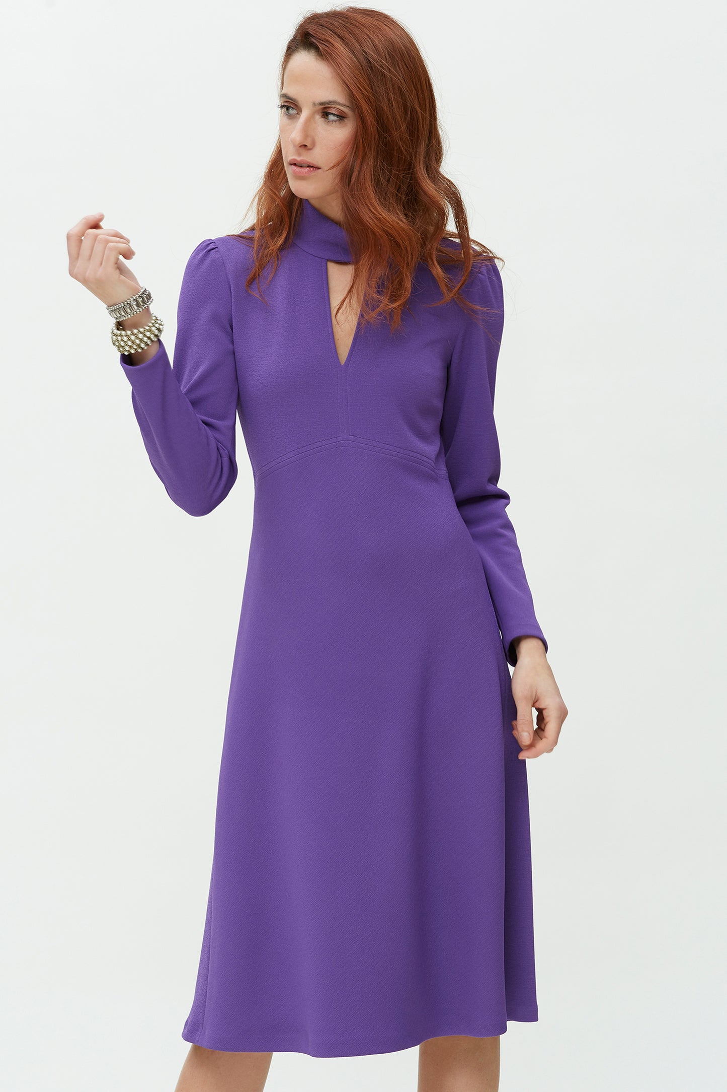 VESTIDO ENTALLADO EN CINTURA-PUNTO