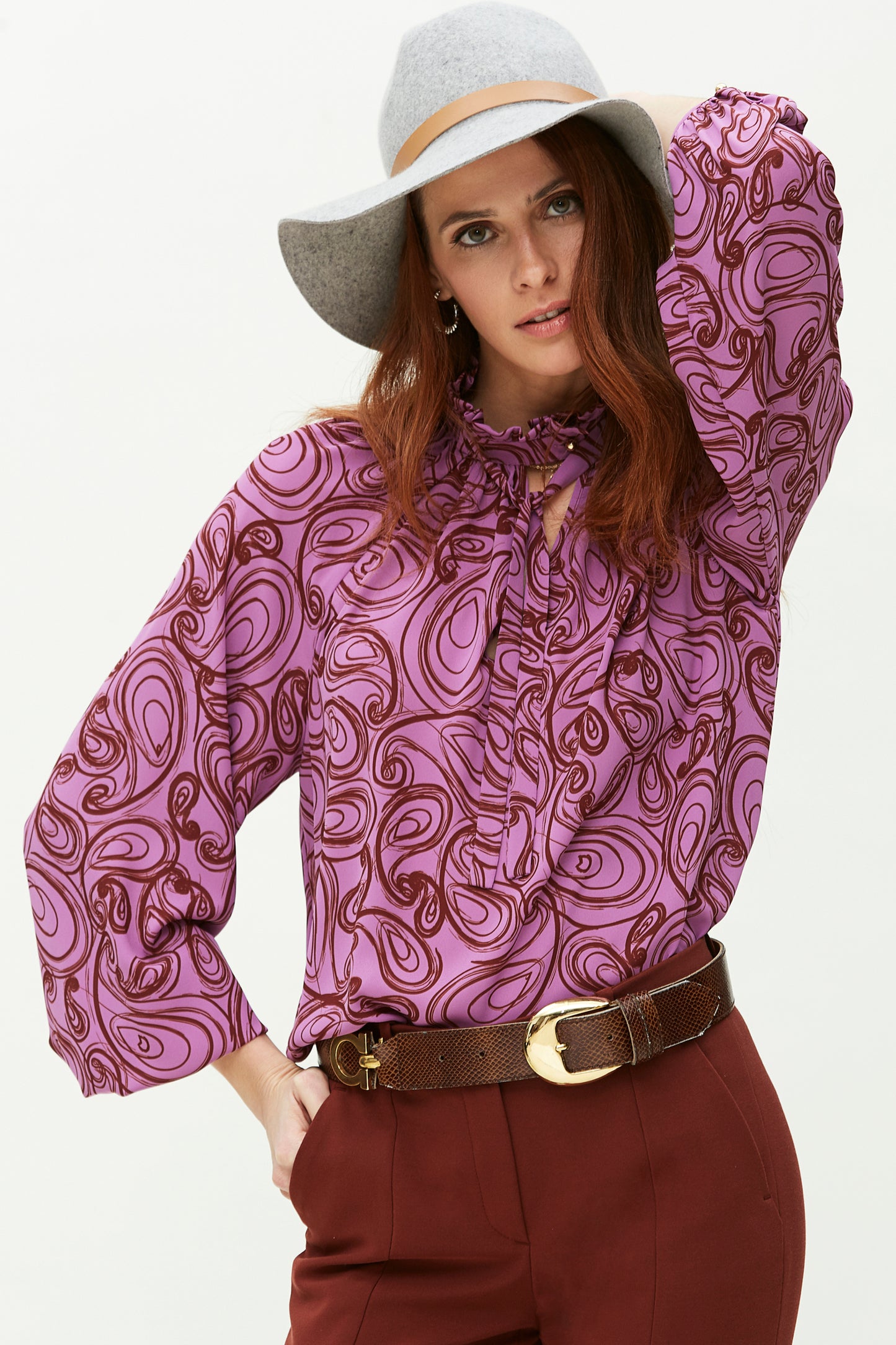 BLUSA CUELLO FRUNCIDO GASA ESTAMPADA