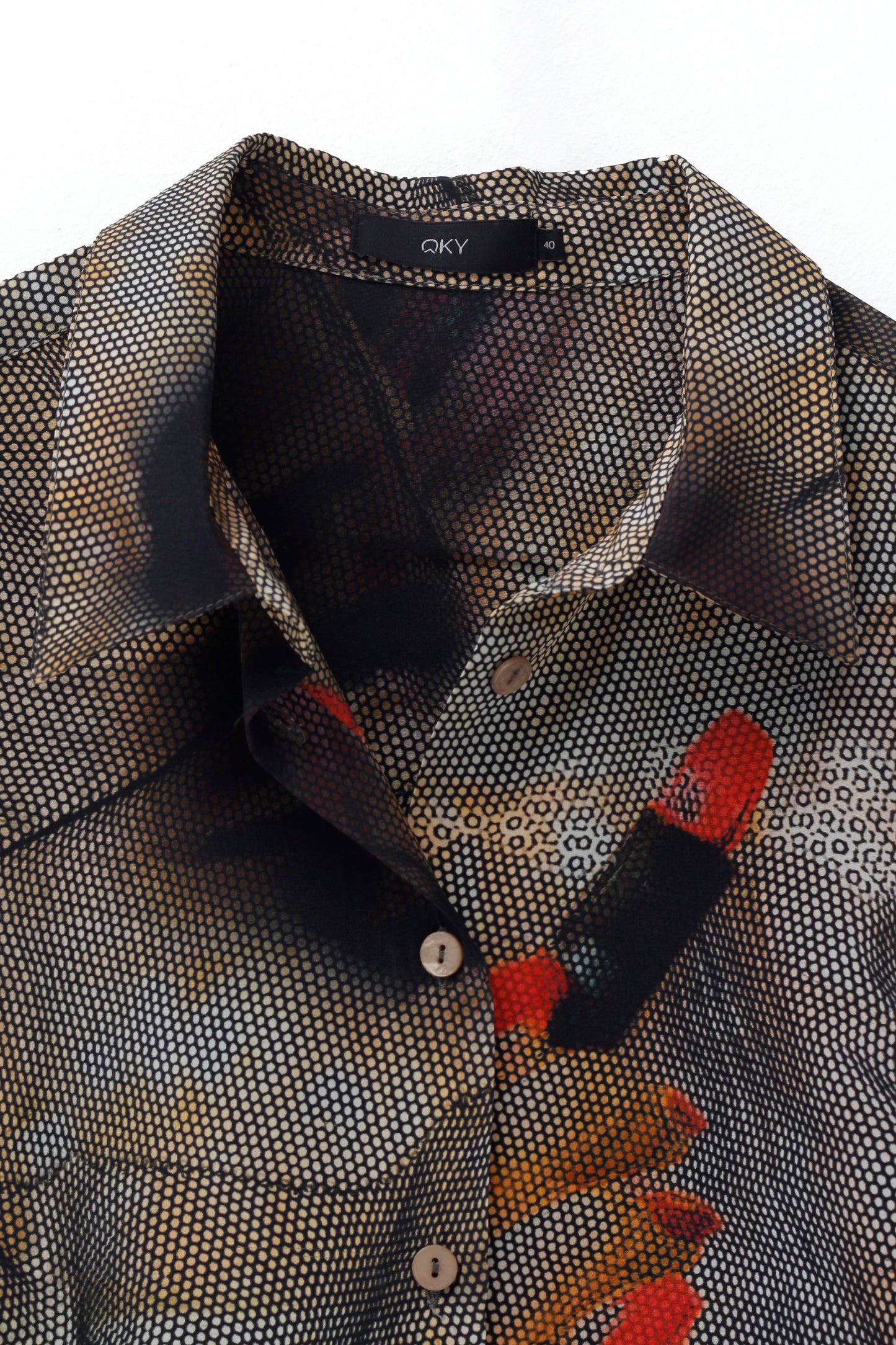 CAMISA BAJO ASIMÉTRICO ESTAMPADO SEDA