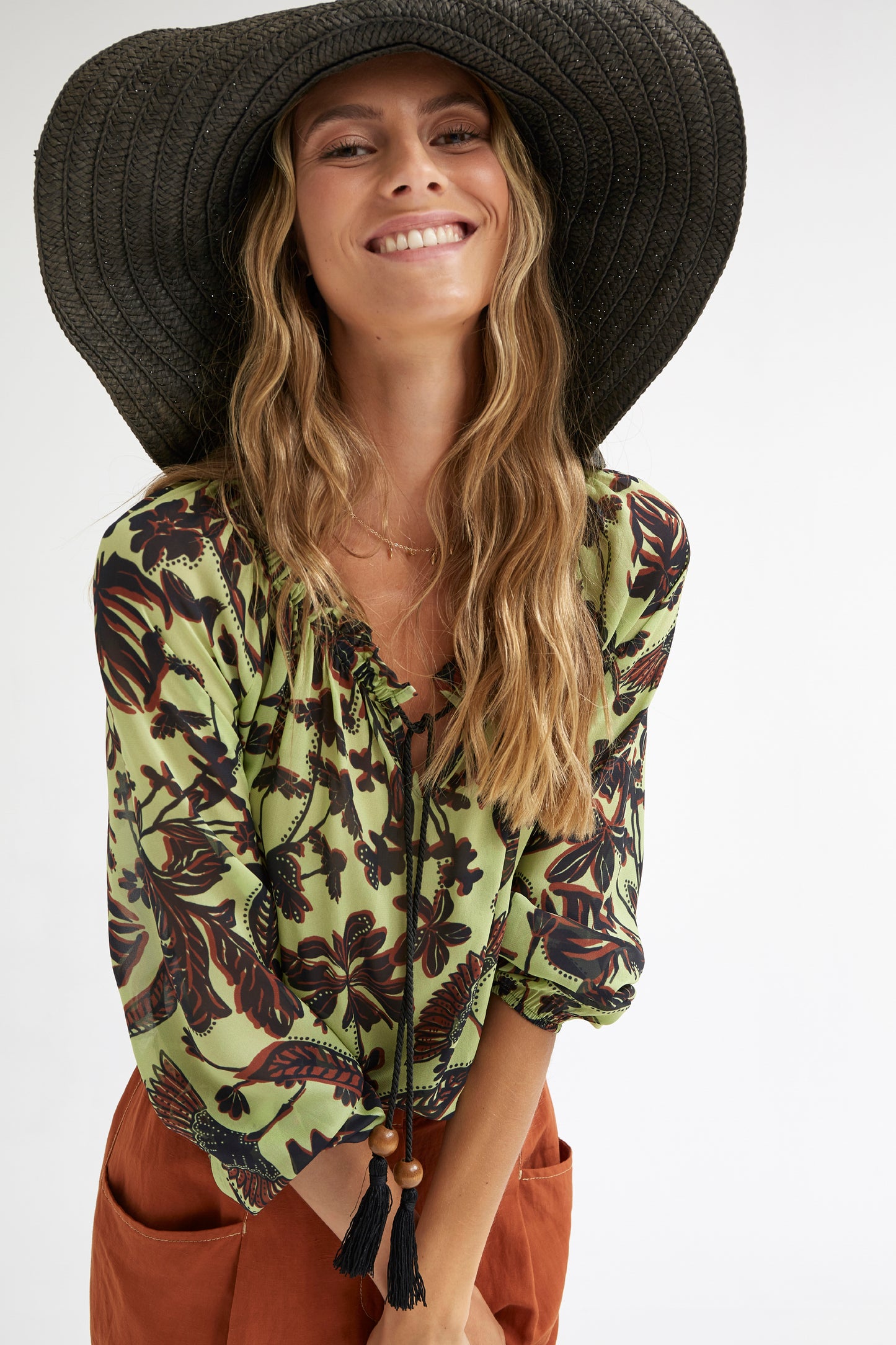BLUSA FRUNCES-ESTAMPADO FLORAL