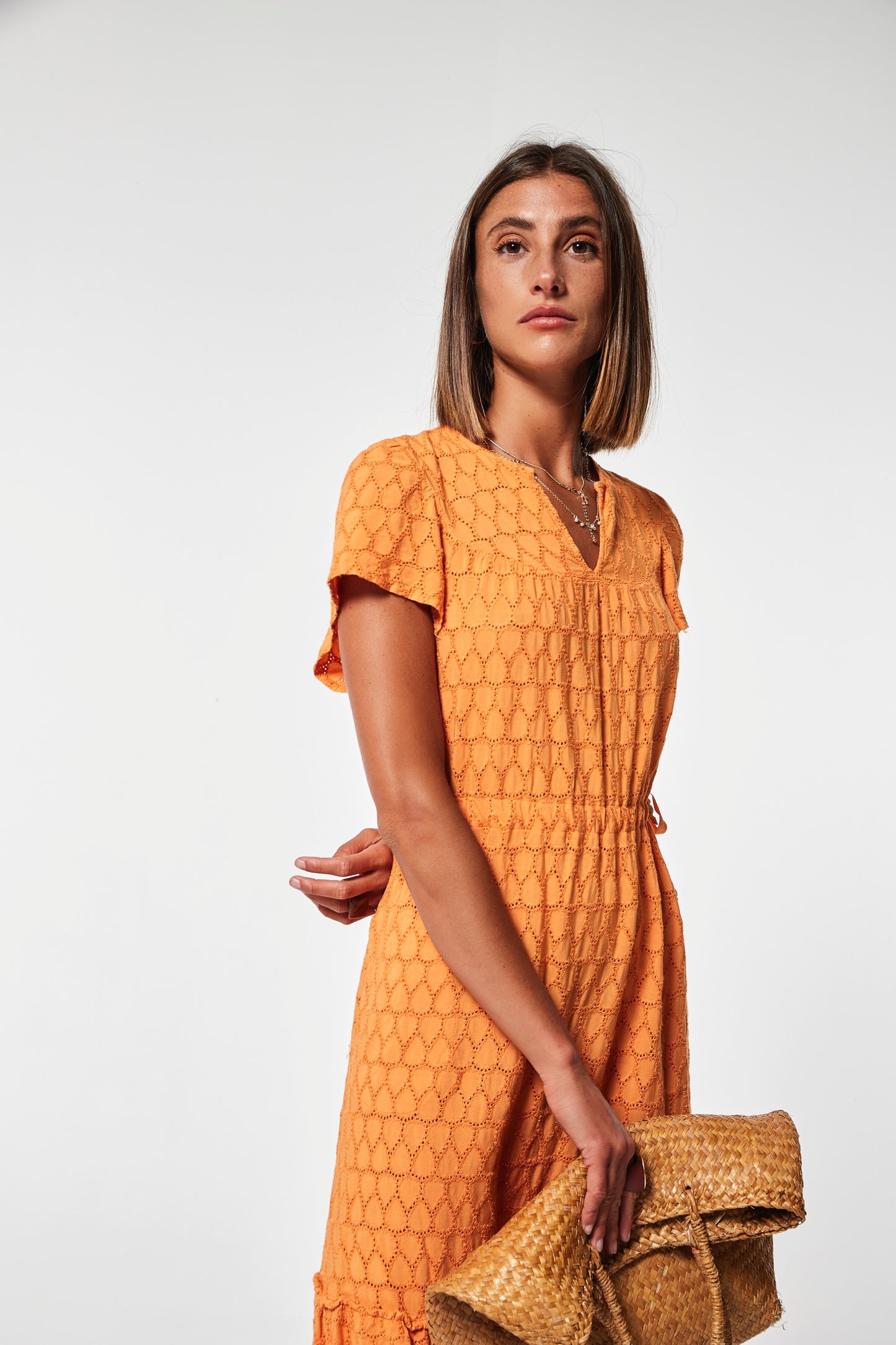 VESTIDO DICLER VISCOSA PERFORADA BORDADA