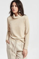 Camiseta Cuello Alto Puos Pana De Punto