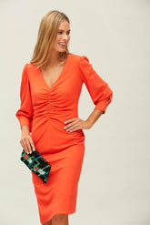 Vestido Midi Frunce Costura Crepé