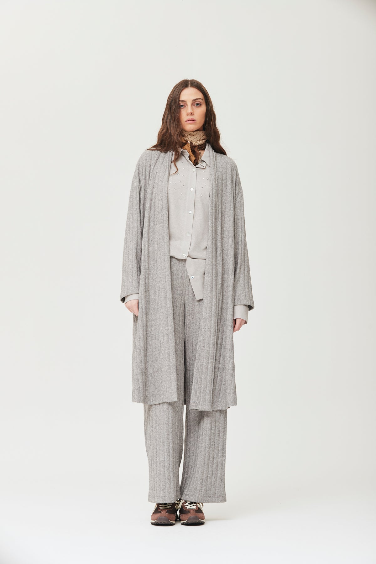 Chemise en tricot de lin à l'ours