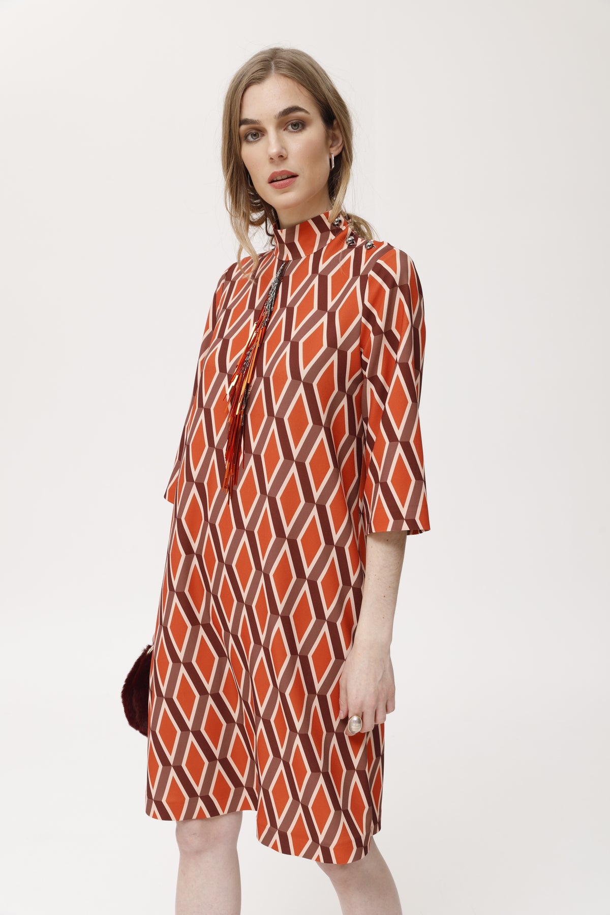 Vestido Ribba Crep Estampado Geometrico