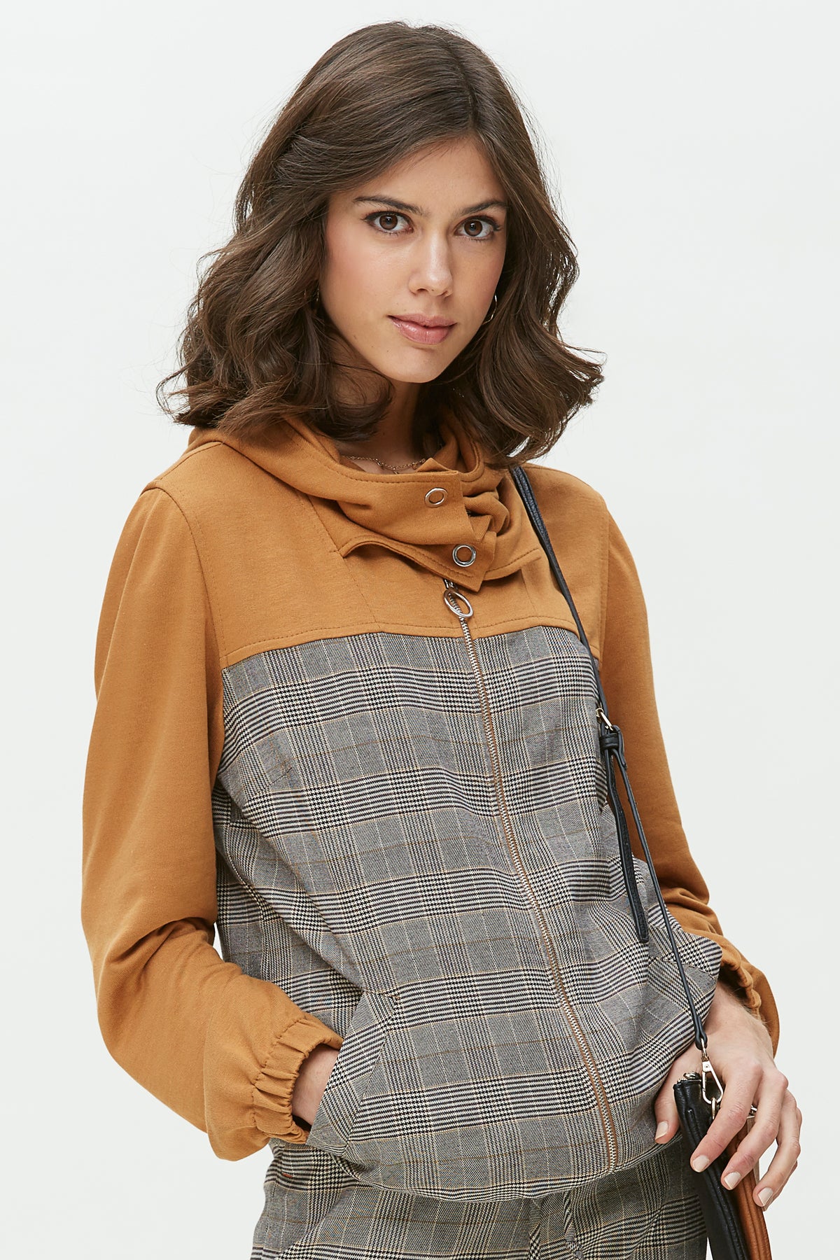 HOODED CHECK JACKET