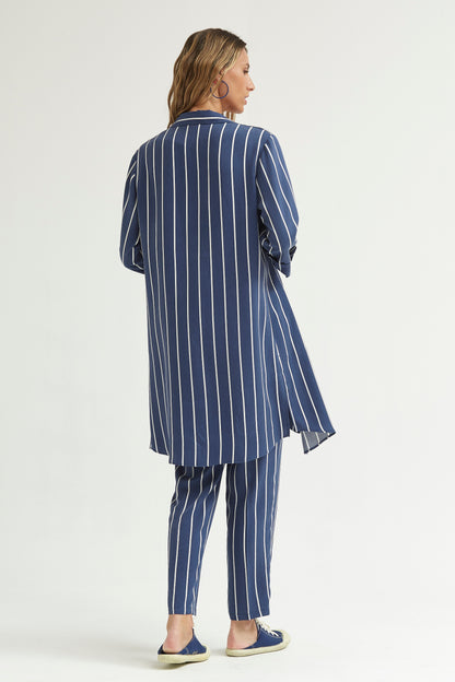 SOBRECAMISA ANUDADA RAYA DIPLOMÁTICA