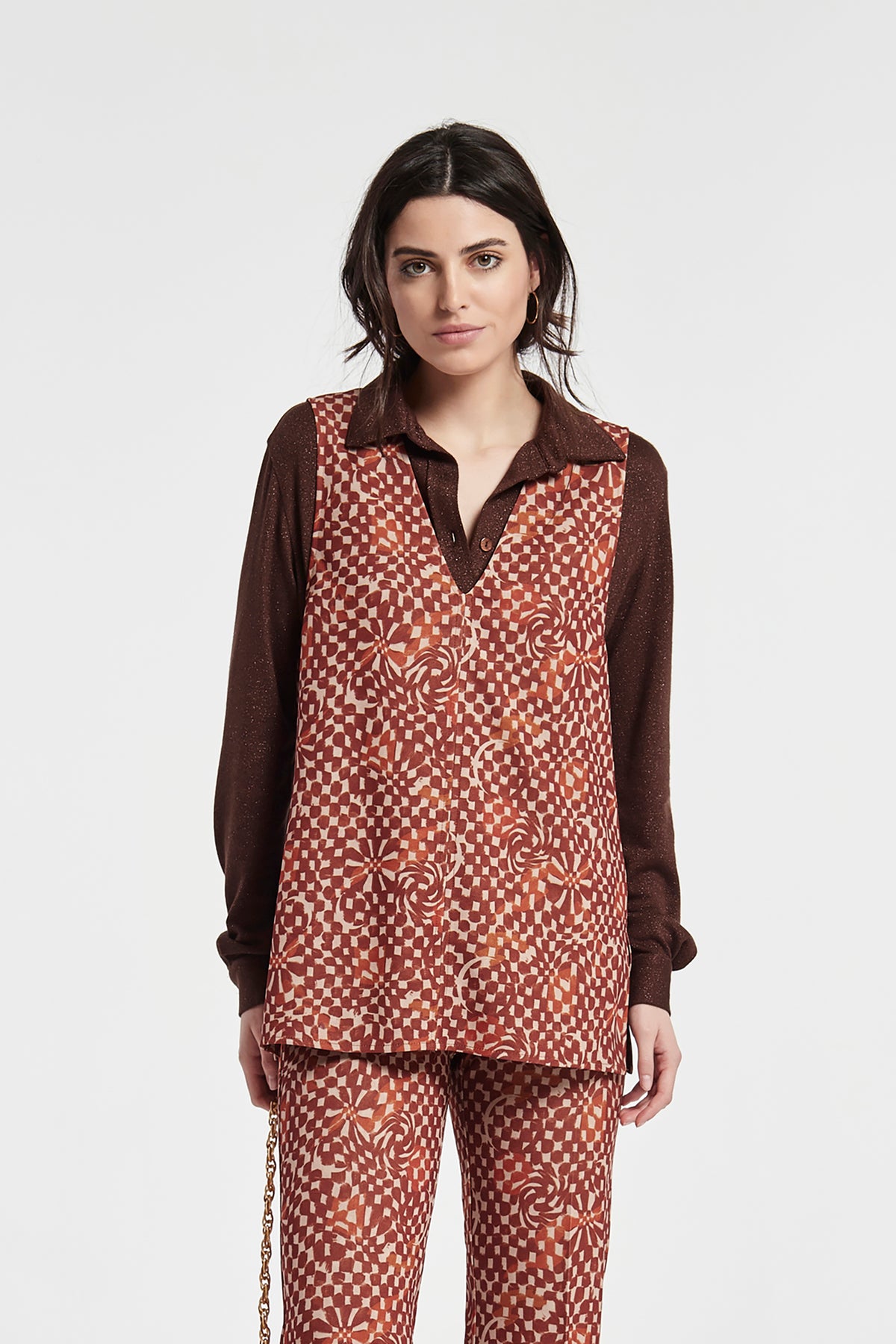 DOUBLE SIDED PRINT V NECKLINE BENNY VEST