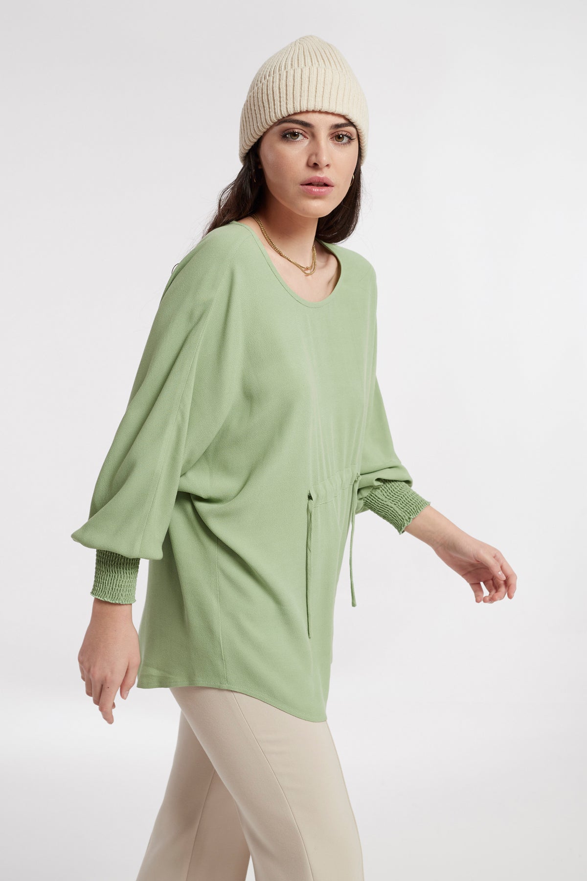 TOP CON JARETA EN CINTURA CREP VISCOSA