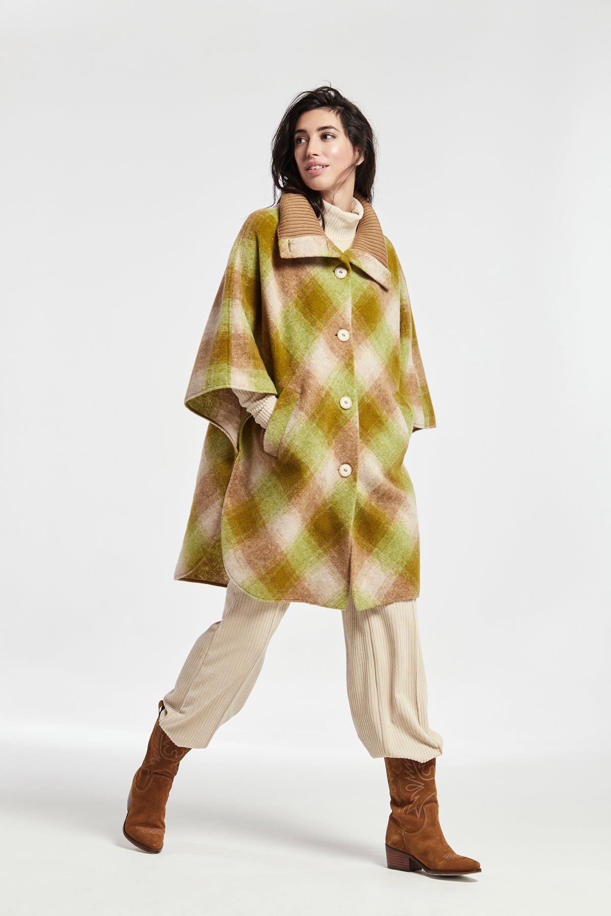WOOL CHECK LUNES CAPE WITH BUTTONS
