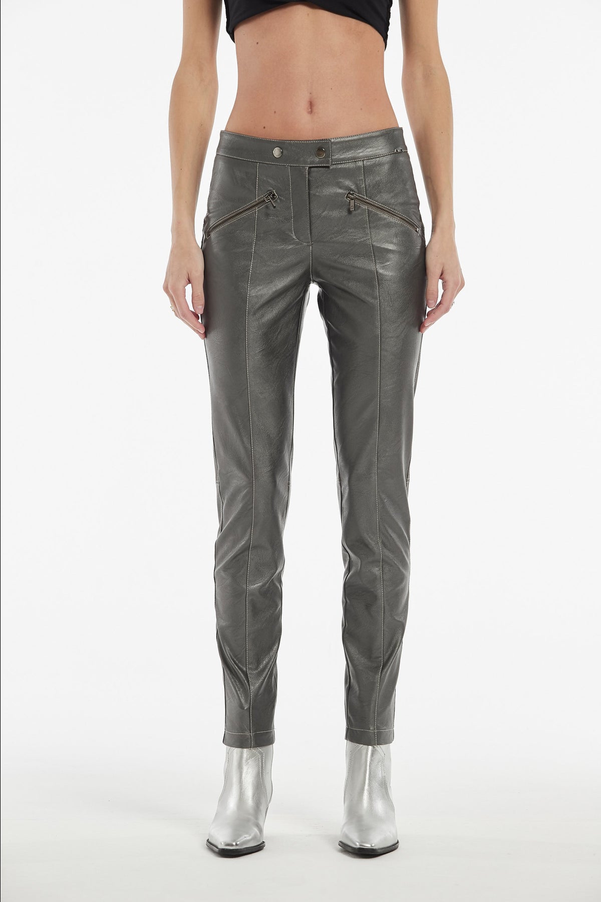Pantalón Darlin Efecto Piel Laminado Metal