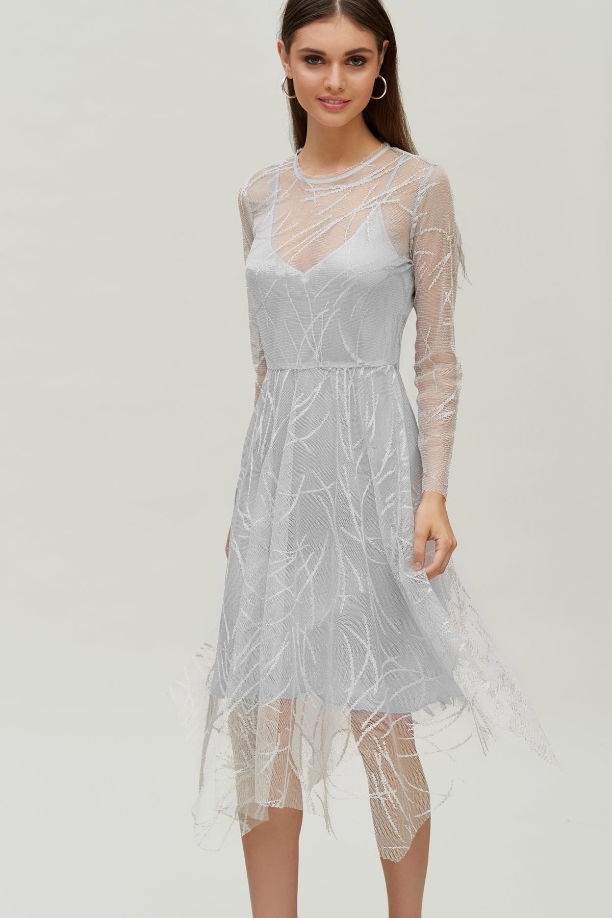 VESTIDO BAJO PICOS TUL LUREX