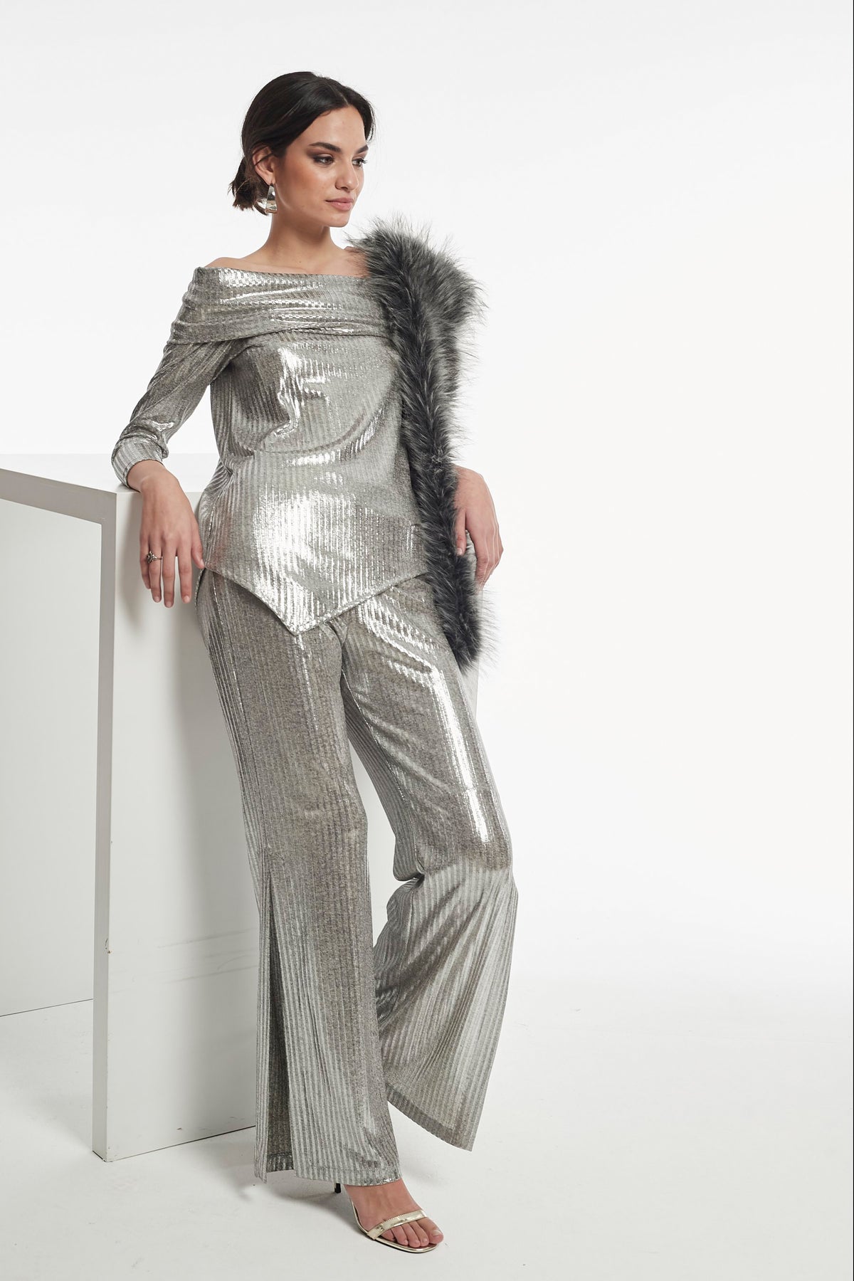 SHINY LAMINATED RIBBON KNIT PERLA TOP