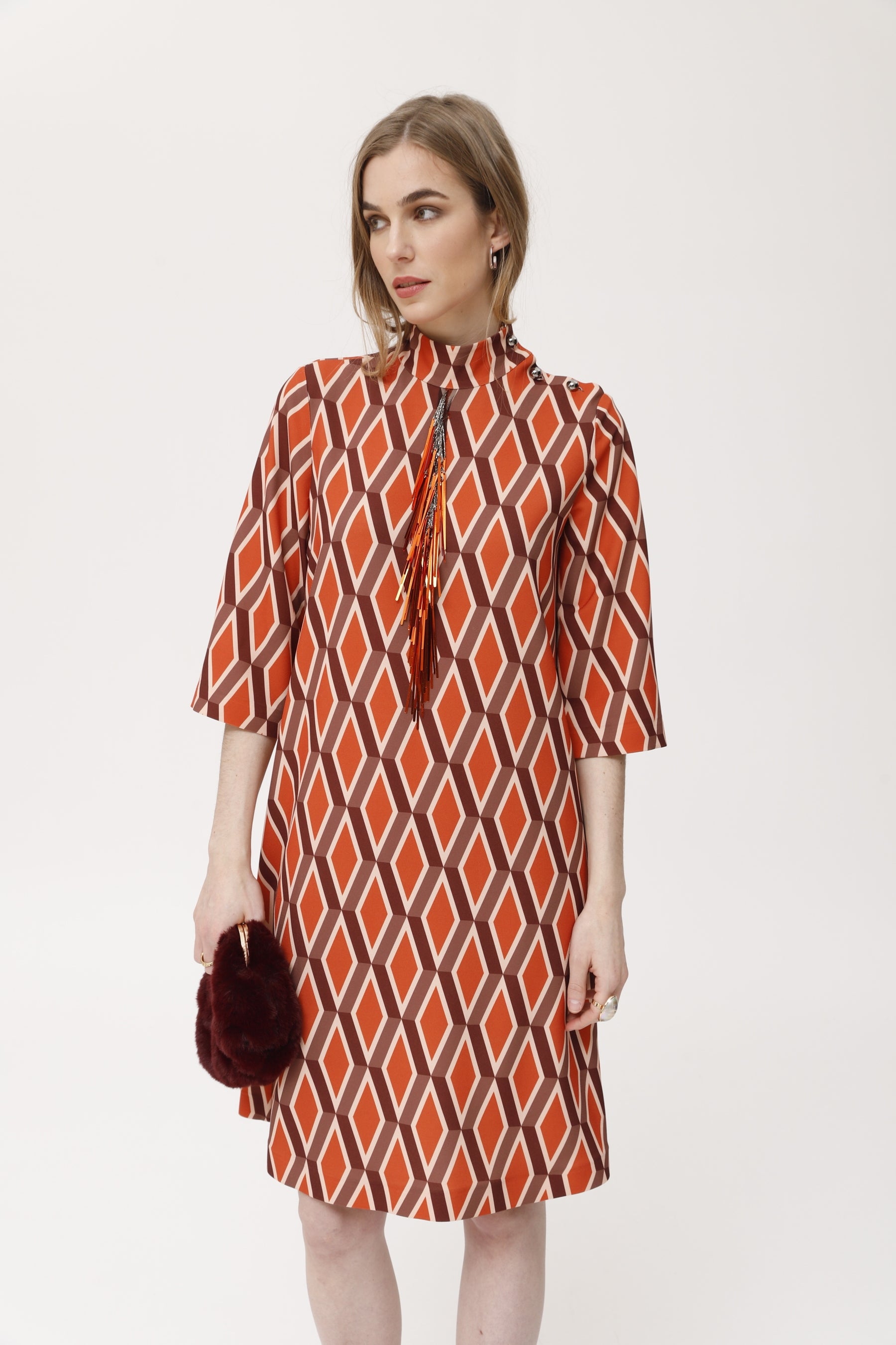 Vestido Ribba Crep Estampado Geometrico