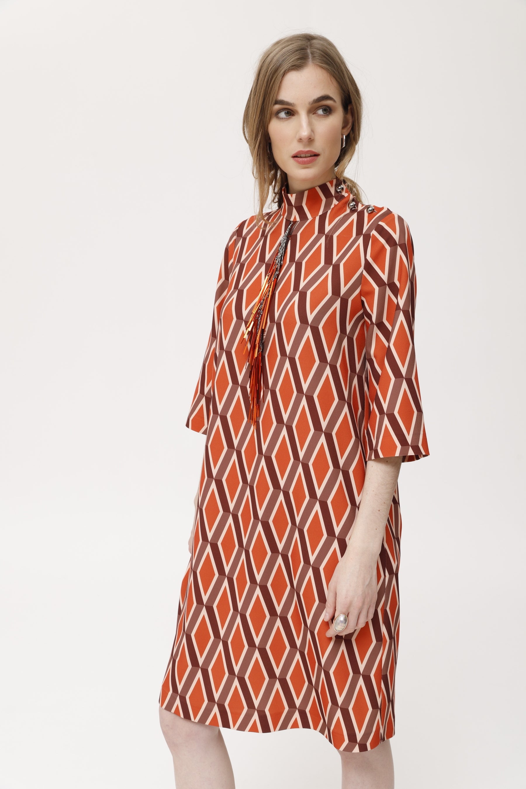 Vestido Ribba Crep Estampado Geometrico